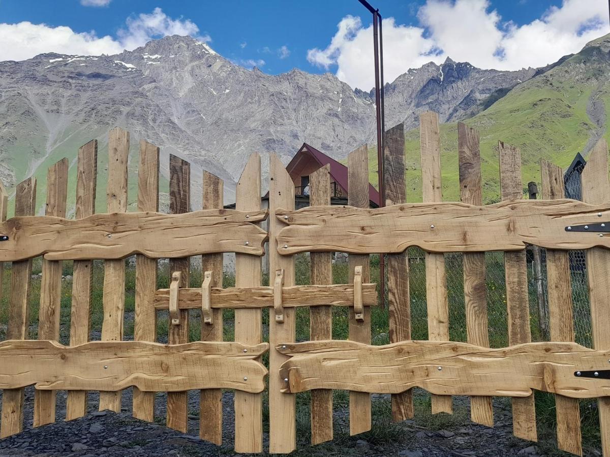 Mountain Flower Cottage Kazbegi Exteriör bild