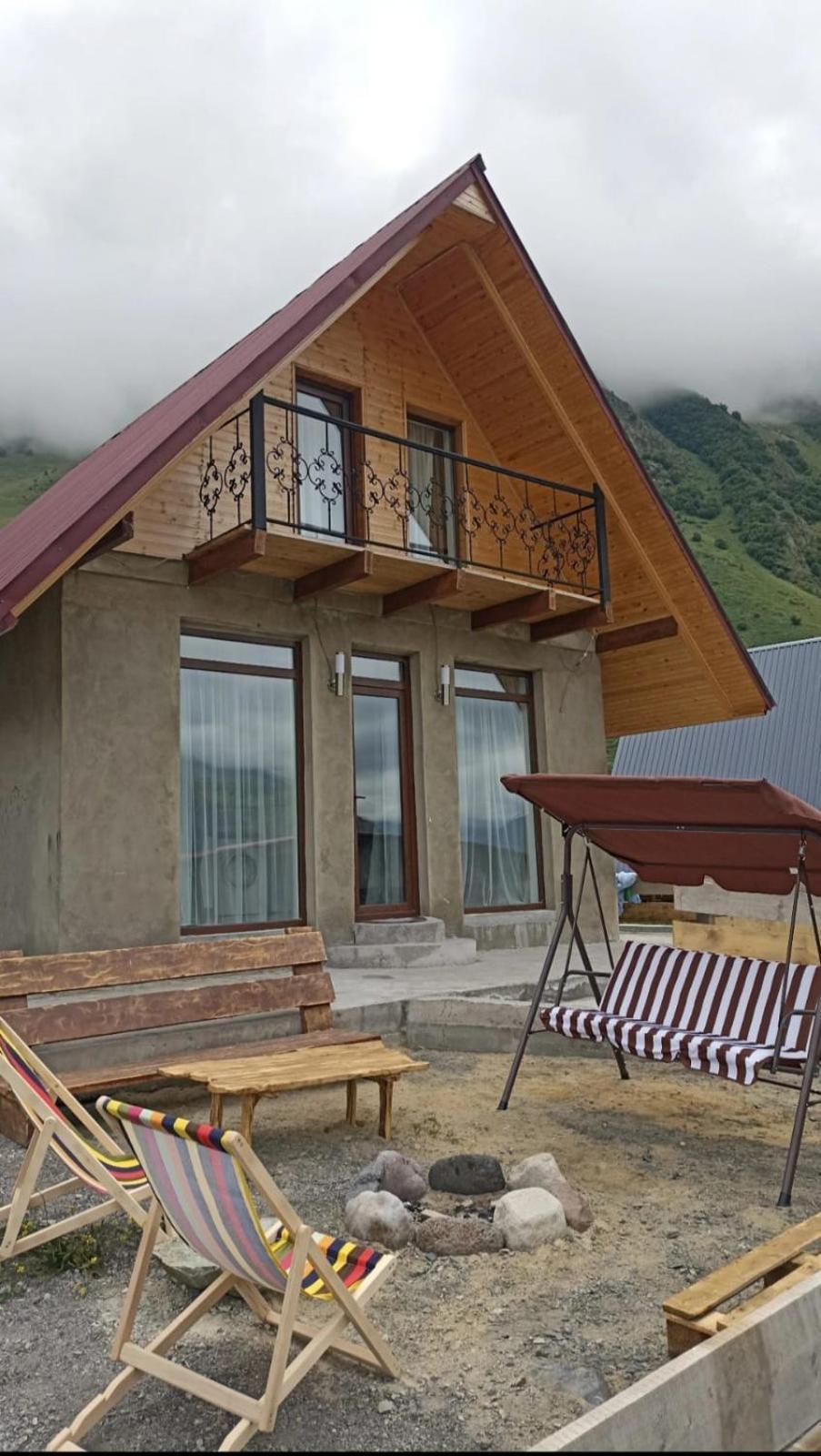 Mountain Flower Cottage Kazbegi Exteriör bild